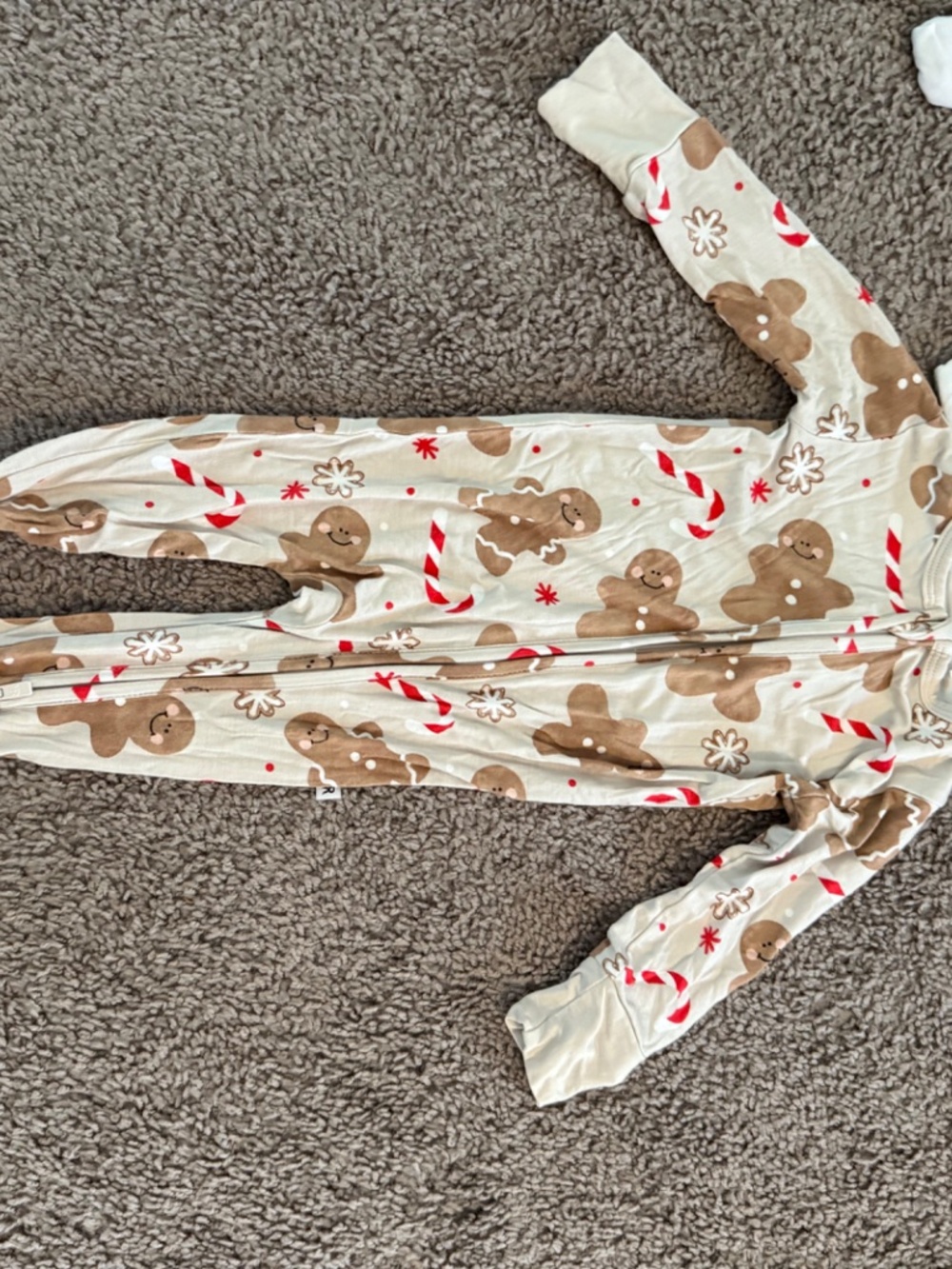 3 bums & roses pjs 6-9 months - Picture 4 of 9